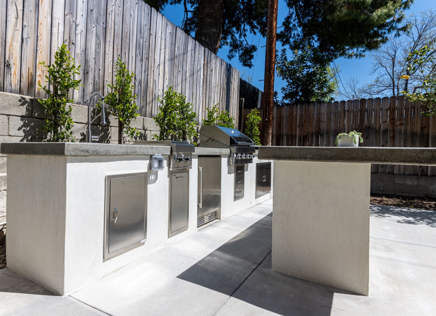 Outdoor kitchen with stainless appliances